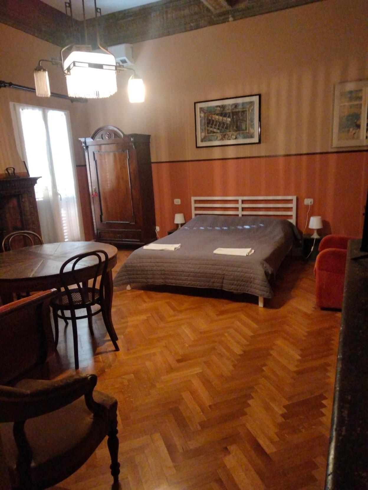 San Petronio Room And Suite Rooms - By Bolognacentro Luxuryh المظهر الخارجي الصورة